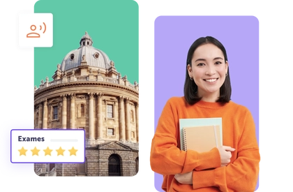 Estudante sorridente com caderno em frente a um edifício histórico, fundo colorido.